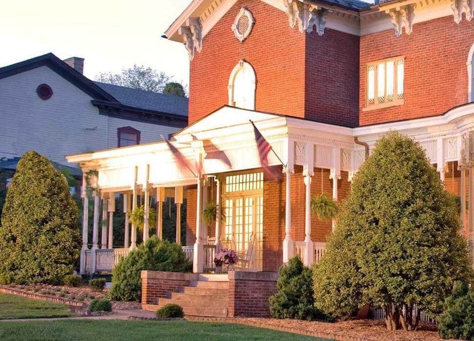 The Carriage House Inn B&B Lynchburg Bagian luar foto